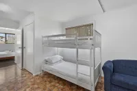 Costello Hotels - Moonta Bay Cabins Hotels in Wallaroo Mines