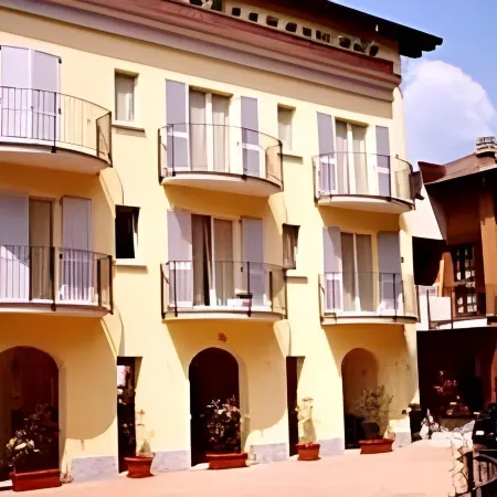 Hotel Ristorante San Giuseppe Отели в г. Черноббьо