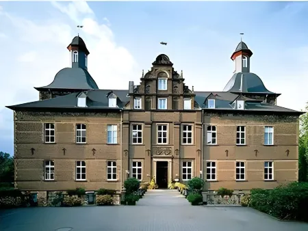 Schlosshotel Hugenpoet