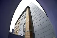 Premier Suites Newcastle Hotels in Ньюкасл