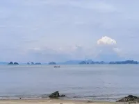 선라이즈 비치 코 야오 리조트 코 야오 야이 호텔