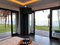 Starlight Villa Beach Resort & Spa Hotels in Ham Thuan Nam District