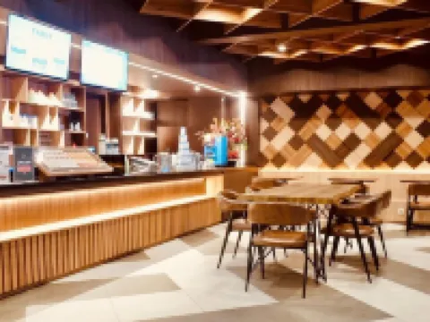 W Three Style Hotel Makassar Hotel di Rappocini