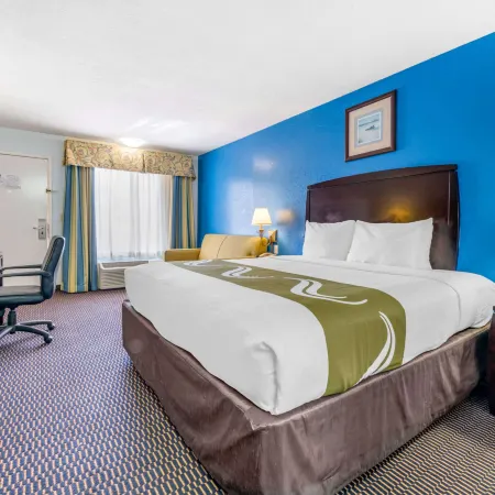 Quality Inn Sarasota North Near Lido Key Beach
