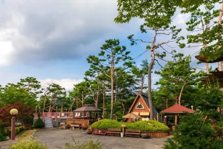 Hoengseong Nature’s Hill Pension Отели рядом со станцией Hoengseong Station