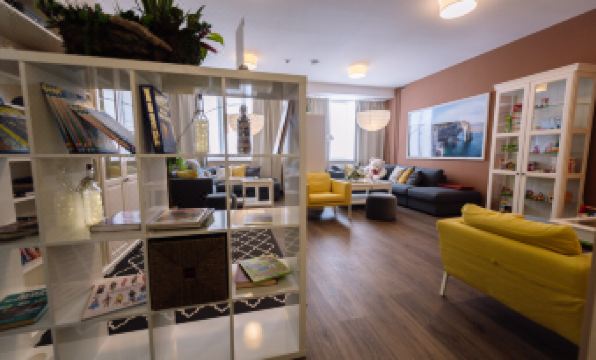 Standart - Hotel - Housity