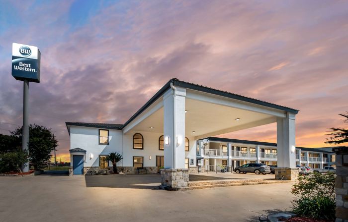 Best Western George West Executive Inn