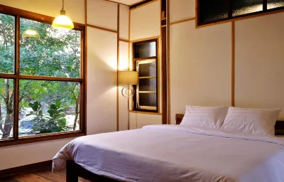 Mae Nam Khiang Sook Poshtel & Craft Home @Chiangkhan Hotel di 