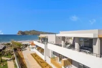 Ostrakon Suites