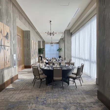 Holiday Inn & Suites NASHVILLE DOWNTOWN - BROADWAY by IHG