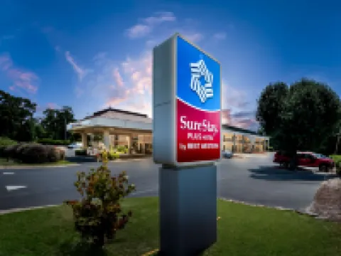 SureStay Plus Hotel by Best Western Southern Pines Pinehurst Hotels in Moore County