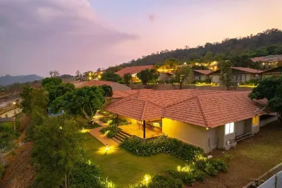 Ravishing Retreat Resort Hotels in Ramanagara