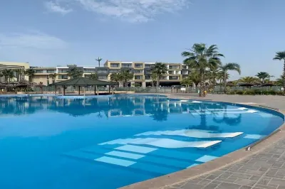 Waves Aqua Resort