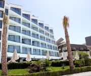 Luxury Premium Finese