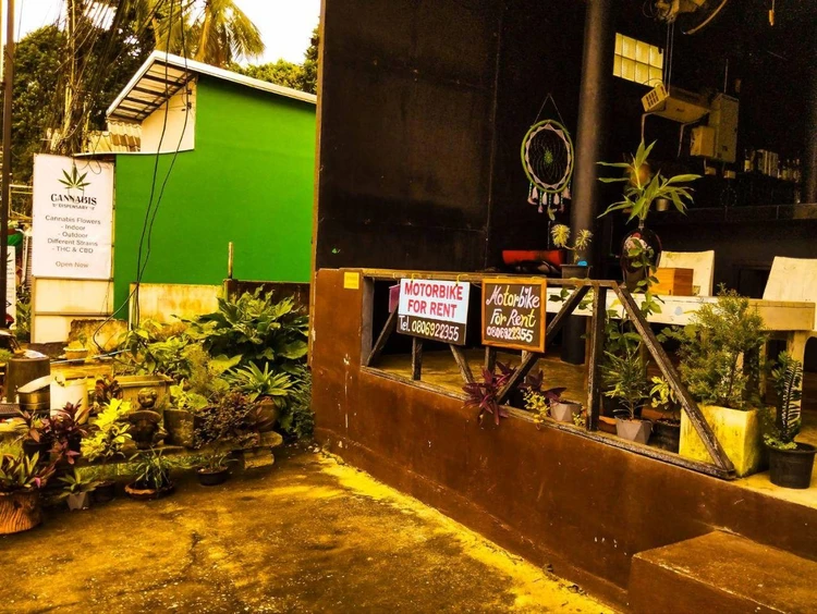 รูปภาพของพลอยอิน เกาะช้าง