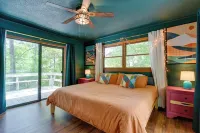 Pet-Friendly Cabin - 1 Mi from Fontana Lake! - balcony