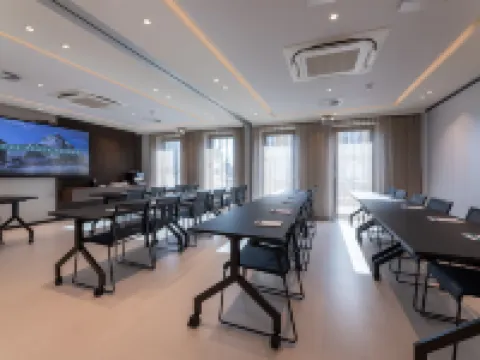 The Cornr Hotel Hotels in Nieuwpoort