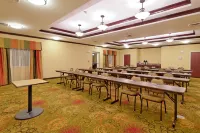 Holiday Inn Express & Suites Florence Northeast