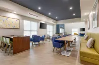 Comfort Inn & Suites Huntsville Near University