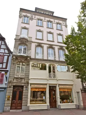 Praline Hotels near Koifhus (Old Custom House)