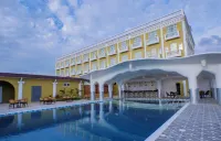 HOTEL VAN GOGH 일로코스수르 호텔