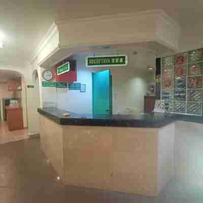 OYO 90171 Centre Inn Others