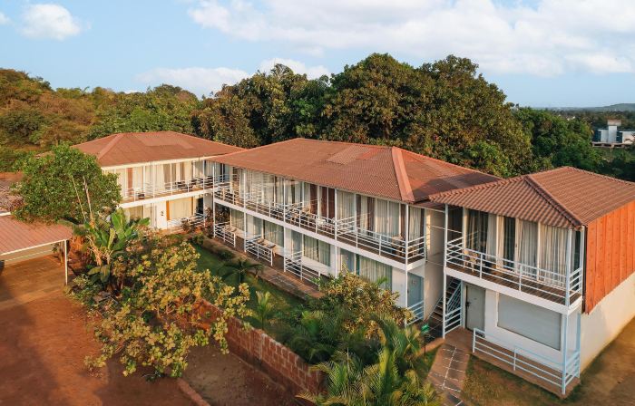 Koko Maya by Stone Wood, Morjim
