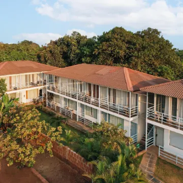 Koko Maya by Stone Wood, Morjim