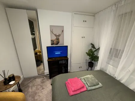 Cozy Double Room in North London with Great Transport Links
