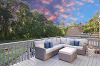 Sea Salt Air Changes Everything - ⭐️Stroll to Private Association Beach⭐️