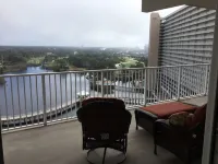 3 BR/3 BA with sleeper sofa and bunk room. Great location. FREE WIFI.
