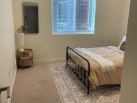 Cozy 1 Bed 1 Bath Apartment w/ Pool, Hot Tub, Gym, Pool Table, Arcade Games Hotels in Draper