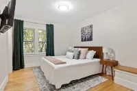 NEW Charming 3bedrm Bungalow on Beautiful Street