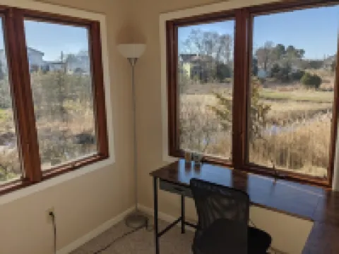 Lewes Beach Retreat 2 Minute Walk to Bay! Hoteles en Lewes