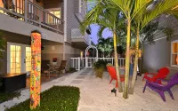 Key West Suite - Steps to Siesta Key Beach - Just 60 Paces to Paradise!