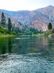 Cozy retreat within walking distance of anything in town and the salmon river!