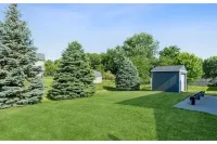 •Spacious 4 - bedroom 2 king beds•