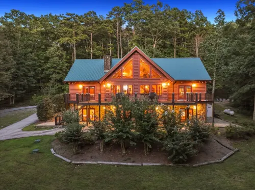 Secluded Mountain Lodge & Waterfront Cabin w/King Beds, Firepit, Game Room....