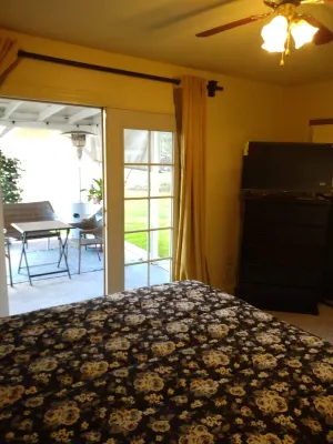 Beautifully remodeled 2bdrm and 1ba duplex in a family oriented neighborhood. Hotels in San Joaquin County