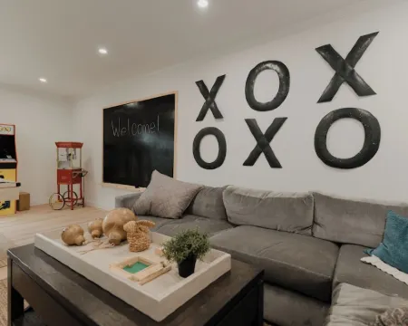 Lake house with Arcade games near Hudson-Catskills 庫克薩基酒店