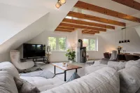 Ferienwohnung 12 Monkeys Hotels in Stuhr