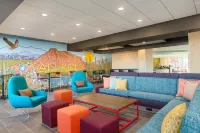 Tru by Hilton Scottsdale Salt River