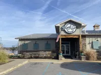 Boat Launch Bungalow - Steps to Lake Greenwood. NEW, Modern and Pet Friendly!