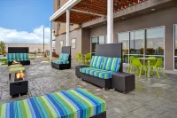 Home2 Suites by Hilton Eau Claire South - parking