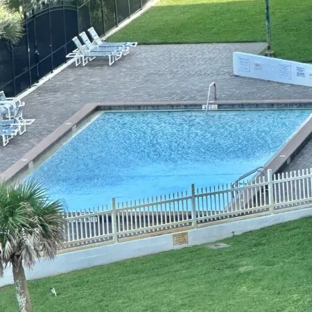Dreams Come True! Charming 2-bedroom beachfront condo in delightful Ormond Beach