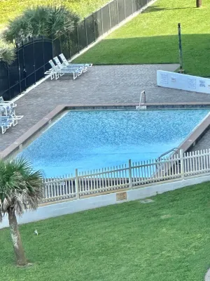 Dreams Come True! Charming 2-bedroom beachfront condo in delightful Ormond Beach - 4-Star