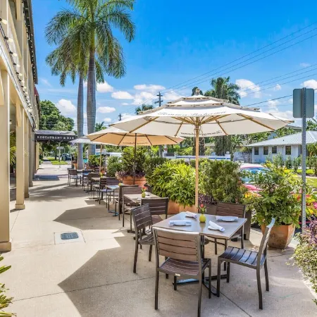 Beachfront Paradise on Lbk - Steps to Sugar Sand, Gulf Waves and Magical Sunsets