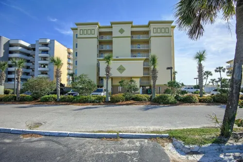 Beautiful Panoramic Beach Views @ Sea Dunes - Kitchens