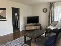 Welcome to S. Rochester in Tacoma! 2BR, 1BA house! 塔科馬酒店