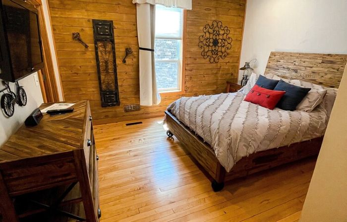 Lakeview Loft
